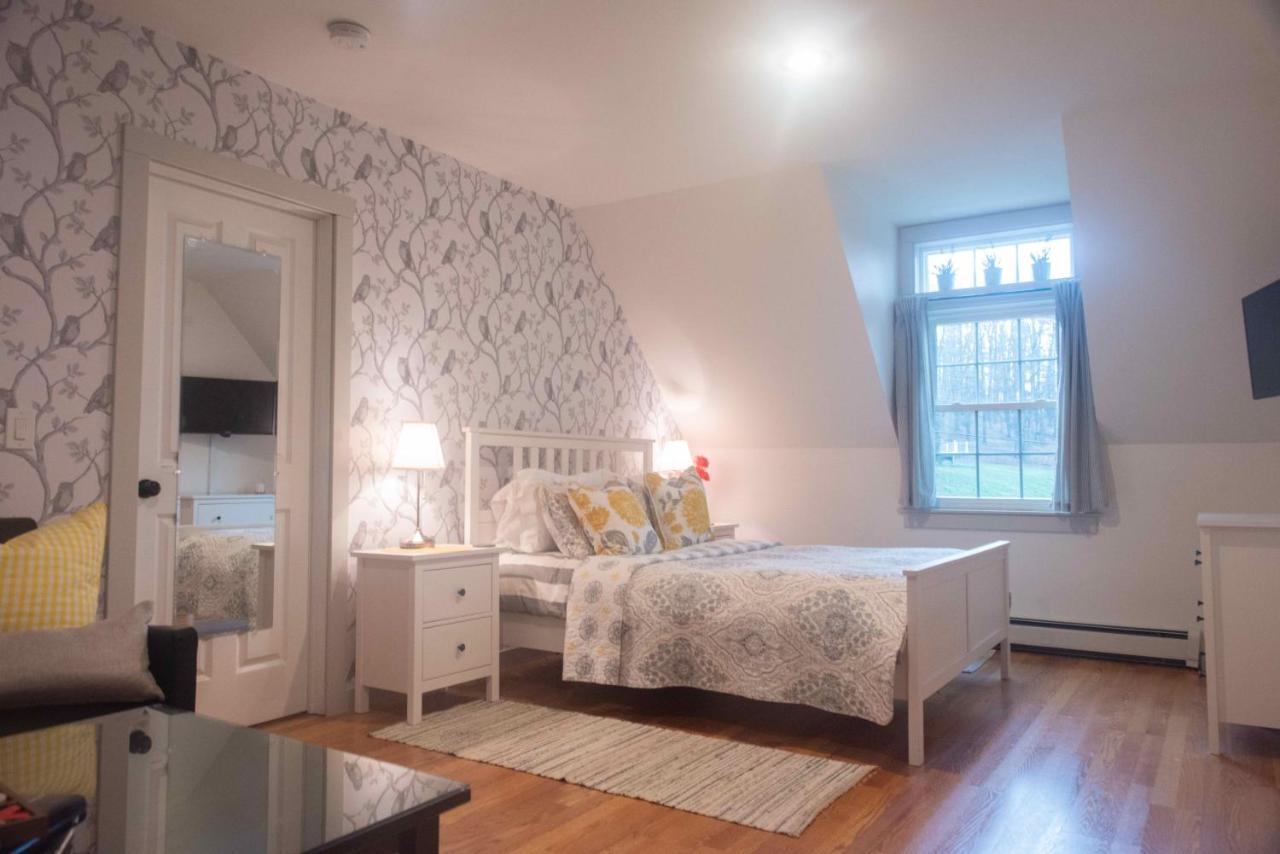Moonshadow B&B แฮมมอนด์สพอร์ต ภายนอก รูปภาพ